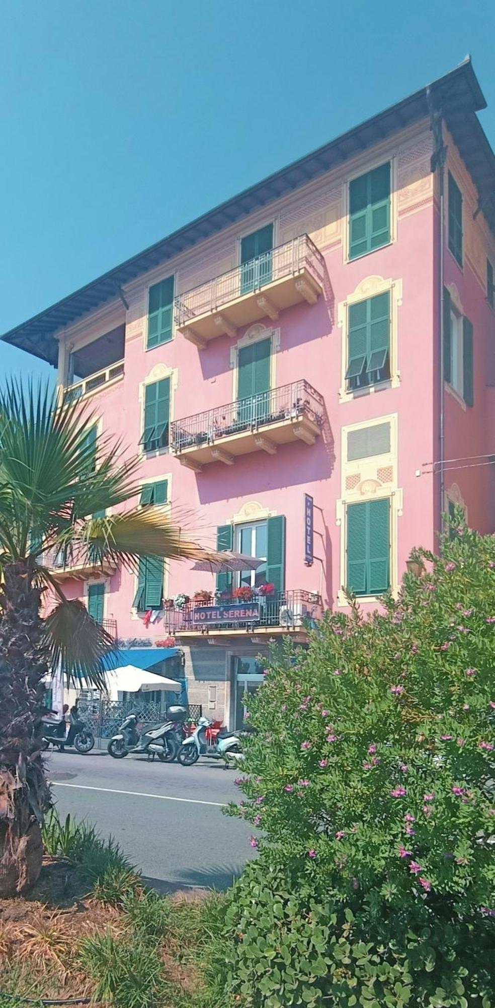 Hotel Serena Arenzano Dış mekan fotoğraf