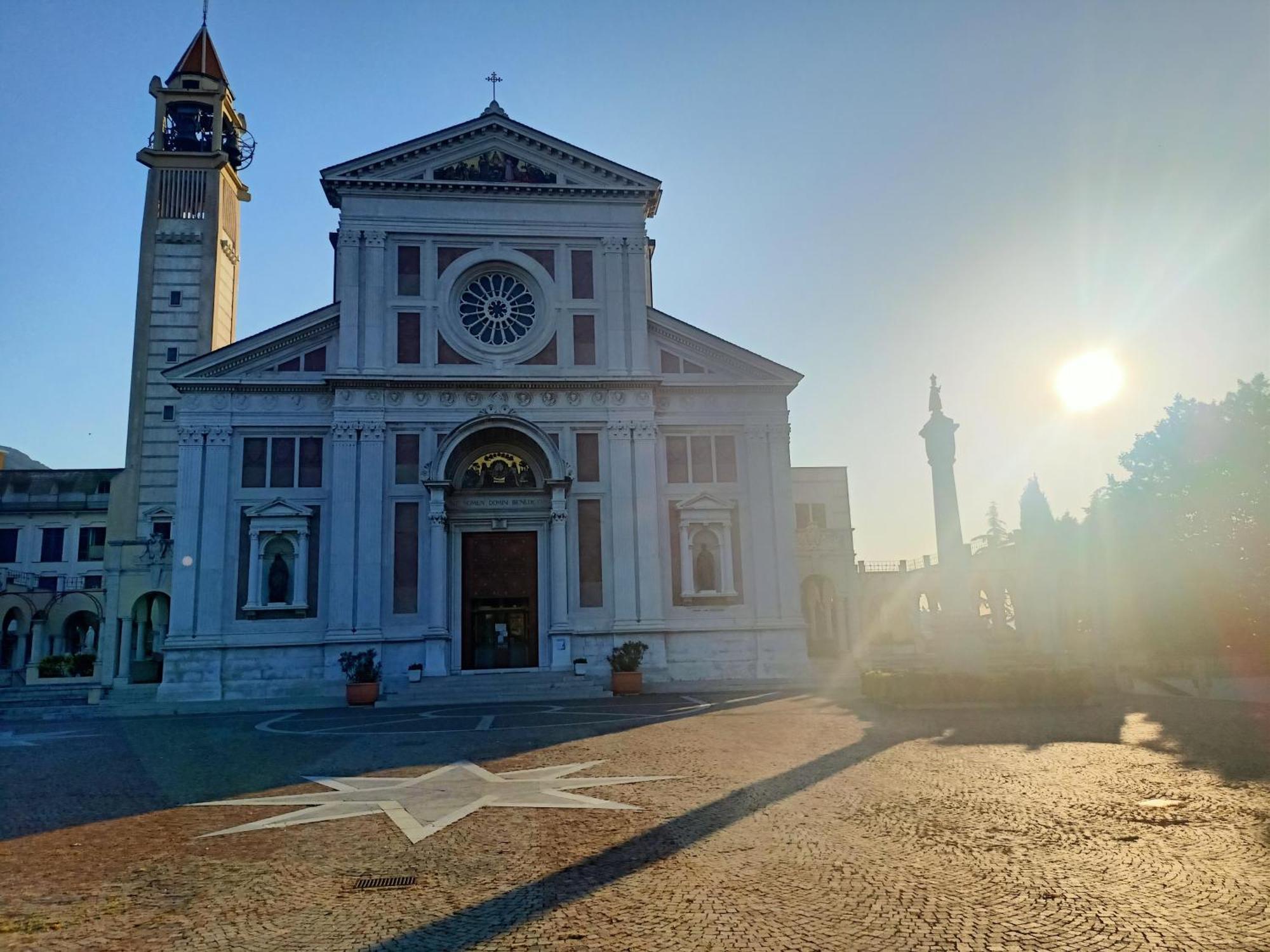Hotel Serena Arenzano Dış mekan fotoğraf